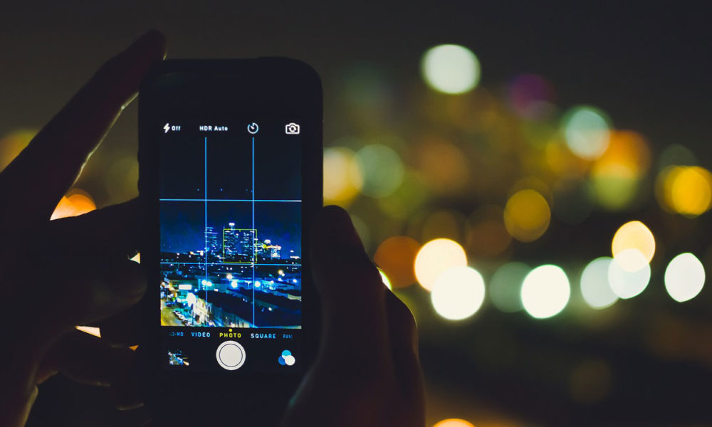 How to Take Good Photos on Phone? [9 Phone Photography Tips for Beginners]