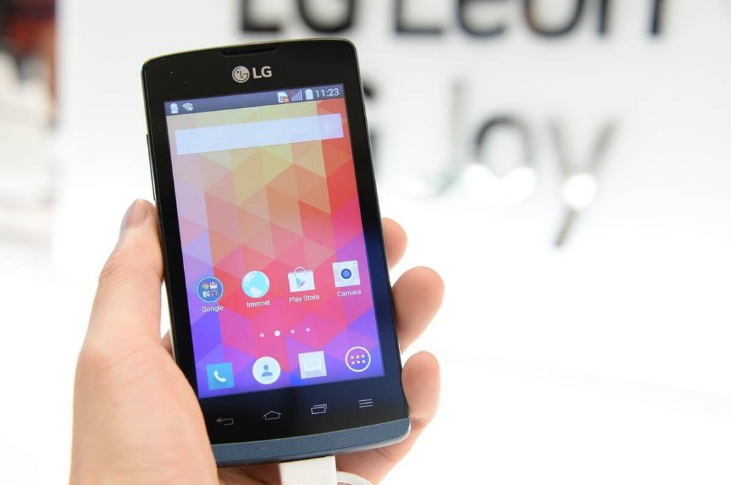 Premium LG Mobile Phones & Accessories to Buy in 2020